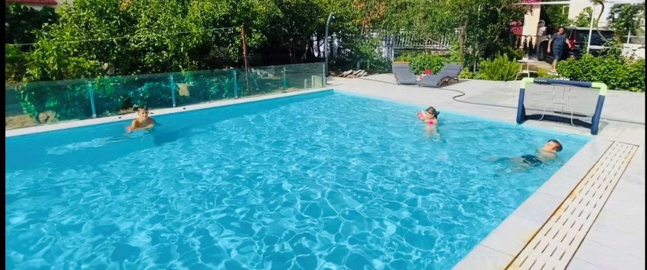프리모스턴 Eco-Friendly Estate I 아파트 호텔 외부 사진